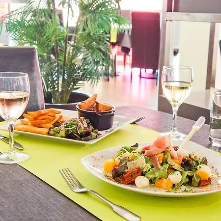 Отель The Originals City, Ascotel, Lille Est Grand Stade