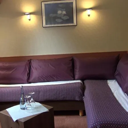 The Originals City, Ascotel, Lille Est Grand Stade Hotel Villeneuve-d'Ascq