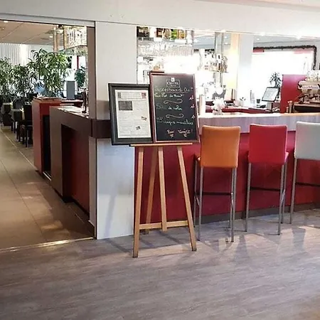 The Originals City, Ascotel, Lille Est Grand Stade Hotel 3*