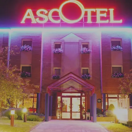 Hotel The Originals City, Ascotel, Lille Est Grand Stade Villeneuve-d'Ascq