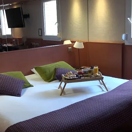 Отель The Originals City, Ascotel, Lille Est Grand Stade 3*