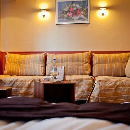 The Originals City, Ascotel, Lille Est Grand Stade Hotel 3*