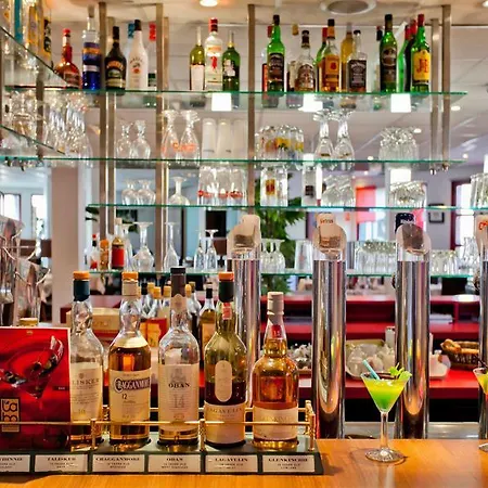 The Originals City, Ascotel, Lille Est Grand Stade 3* Вильнёв-д'Аск