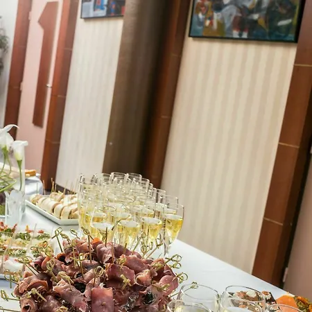 The Originals City, Ascotel, Lille Est Grand Stade Hotel 3*