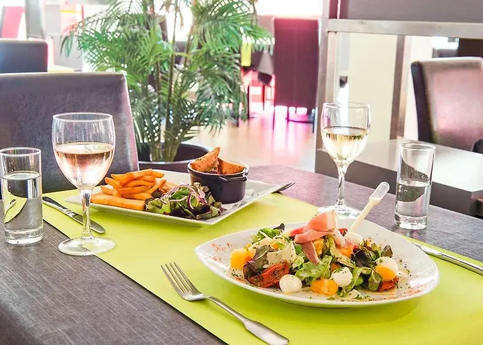 酒店 The Originals City, Ascotel, Lille Est Grand Stade