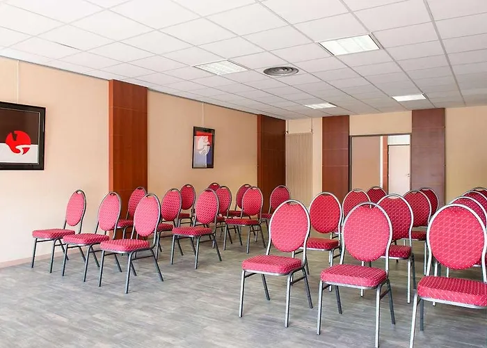 酒店 The Originals City, Ascotel, Lille Est Grand Stade