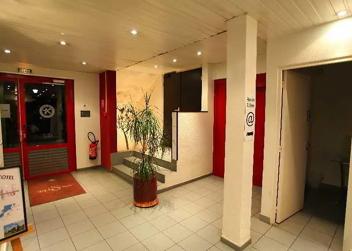 酒店 The Originals City, Ascotel, Lille Est Grand Stade