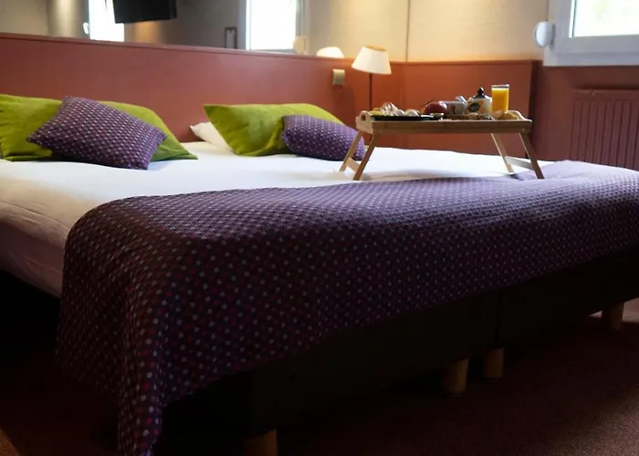 The Originals City, Ascotel, Lille Est Grand Stade 3* 阿斯克新城