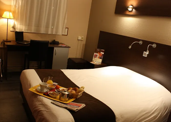 酒店 The Originals City, Ascotel, Lille Est Grand Stade 3*