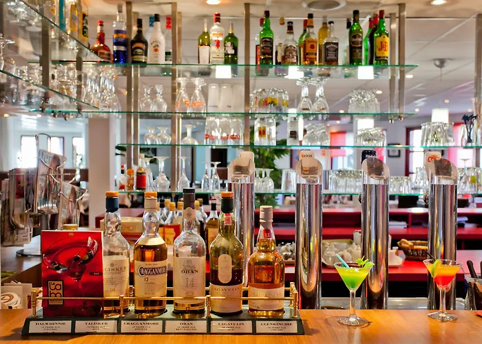 The Originals City, Ascotel, Lille Est Grand Stade 酒店 3*