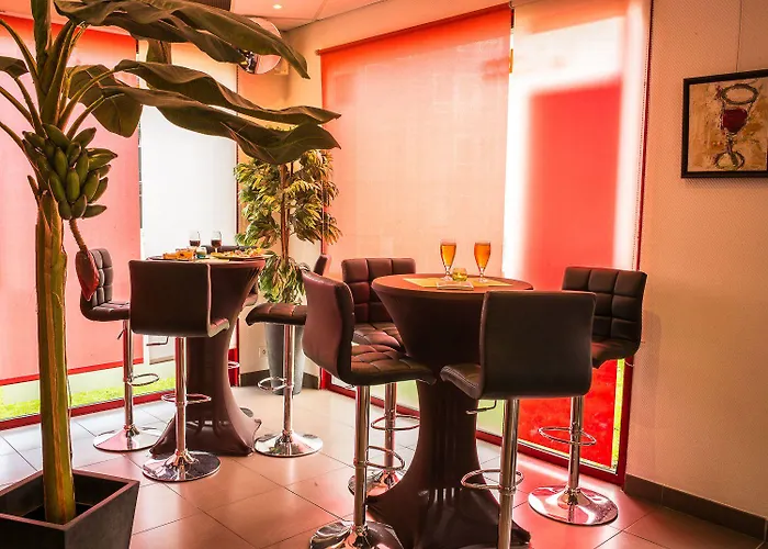 酒店 The Originals City, Ascotel, Lille Est Grand Stade 阿斯克新城