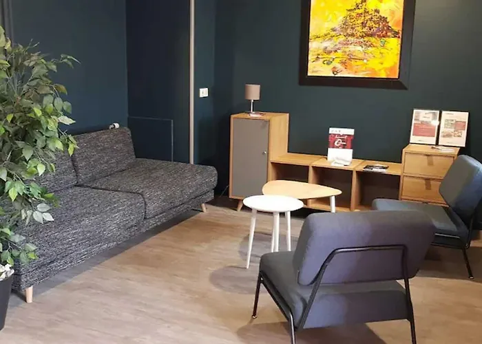 The Originals City, Ascotel, Lille Est Grand Stade 3* 阿斯克新城