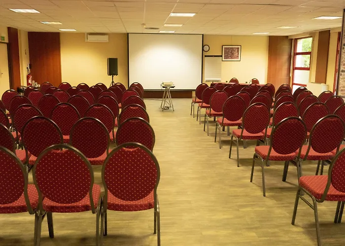 The Originals City, Ascotel, Lille Est Grand Stade 酒店 3*