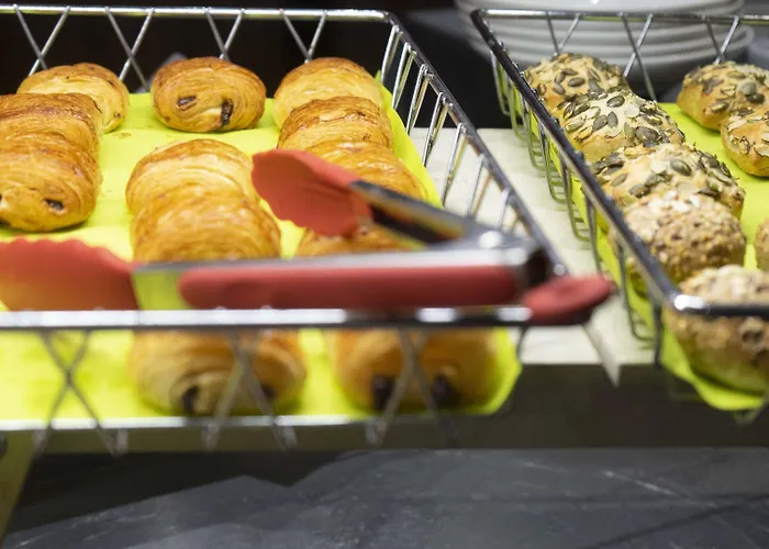 The Originals City, Ascotel, Lille Est Grand Stade 3*